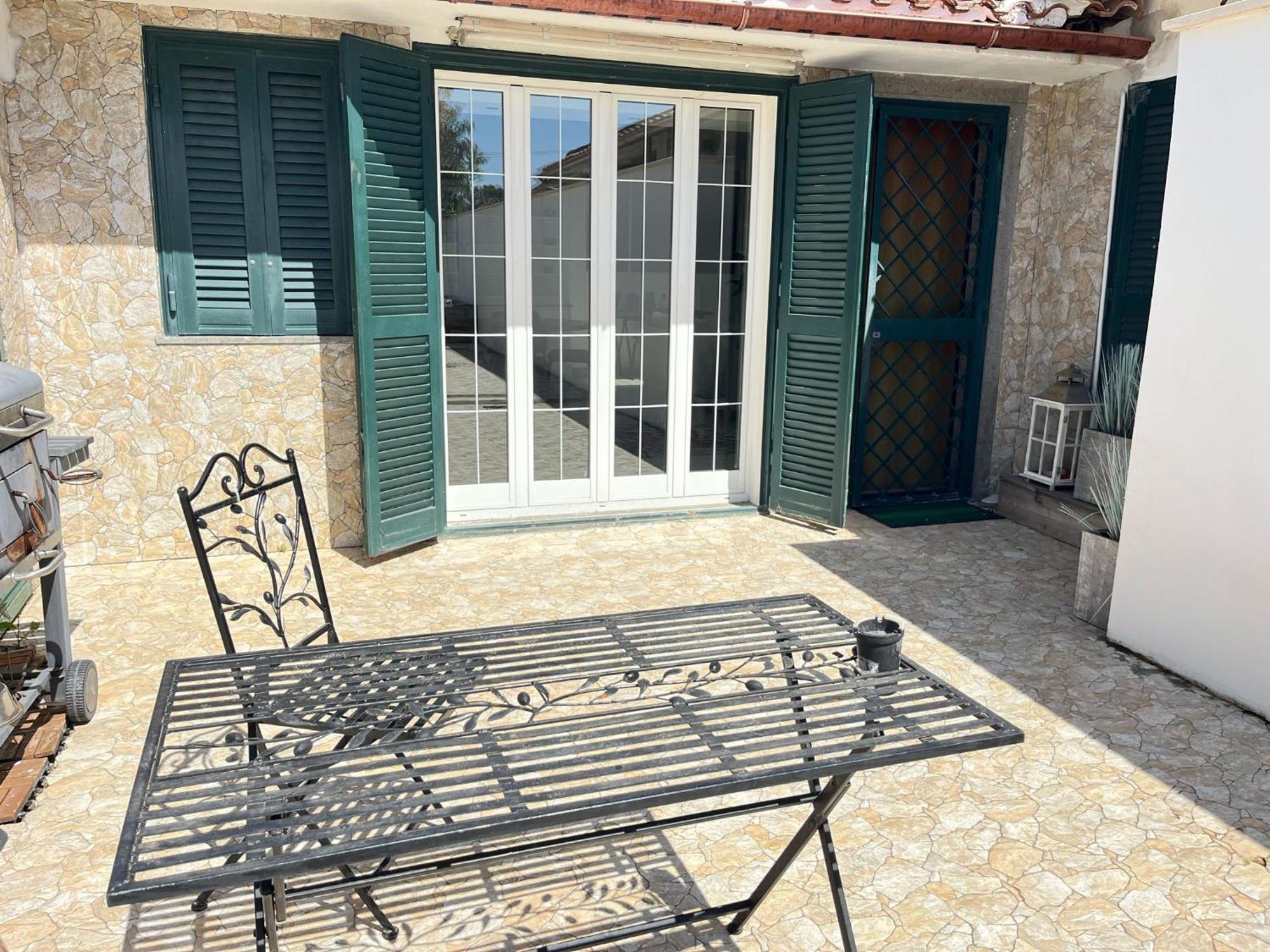 Casa Vacanza Fiera Di Roma Ponte Galeria Exterior foto